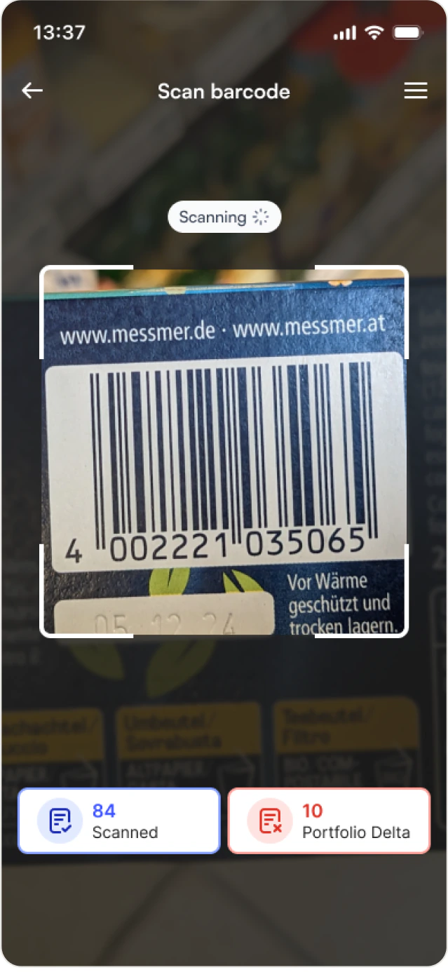 Barcode scanning screen with scanned and portfolio-delta counters
